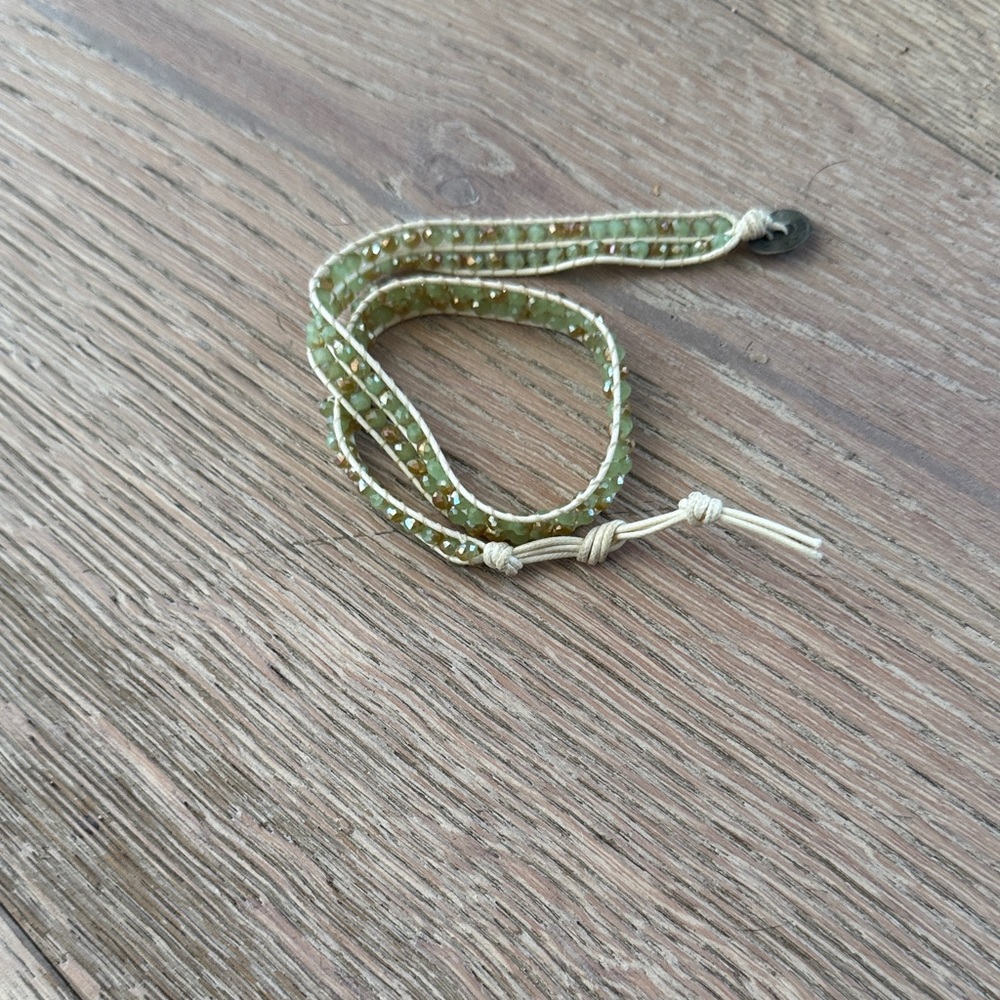 Elegant Green and Gold Beaded Bracelet